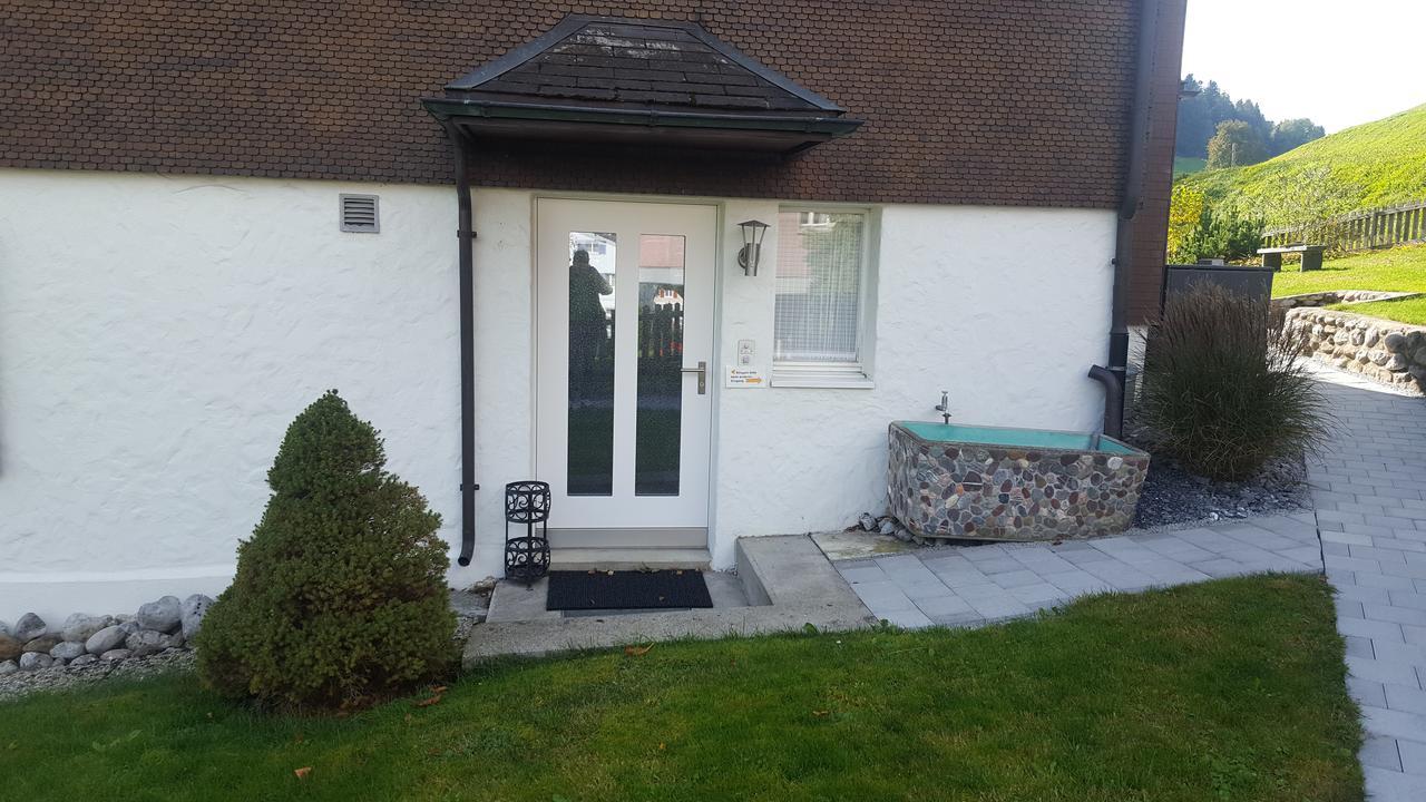 Ferienwohnung Eisenring In Idyllischer Umgebung Gahwil Exterior photo